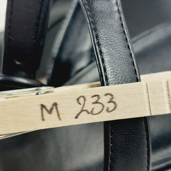 New NORDSTROM RACK Carrie Black Ajustable Ankle Strap Wedge Sandal M233 - Picture 12 of 12